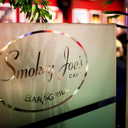 فندق رمادا هيرفي باي خليج هيرفي المظهر الخارجي الصورة Smokey Joe's