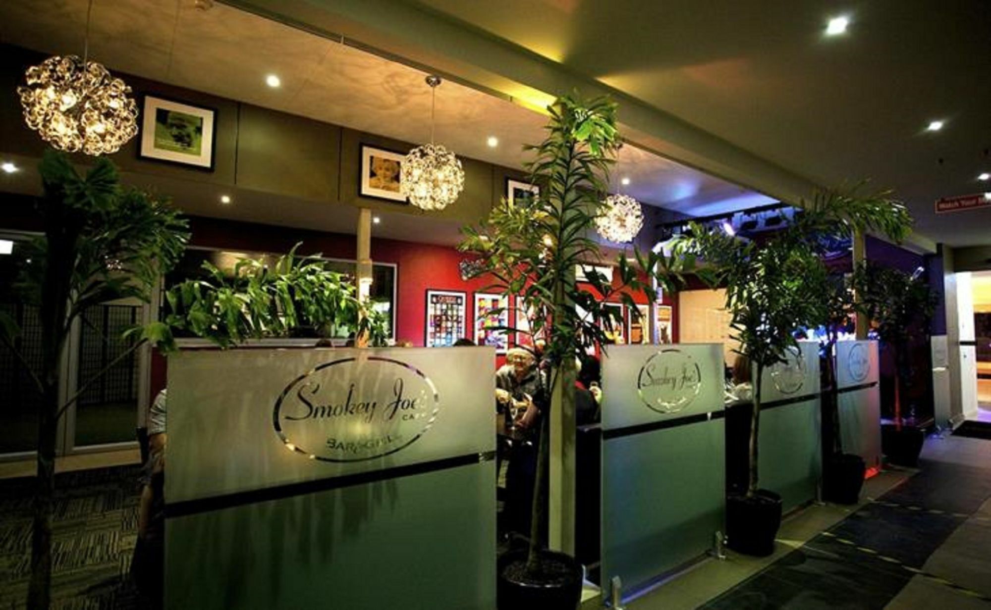 فندق رمادا هيرفي باي خليج هيرفي المظهر الخارجي الصورة The interior of the restaurant